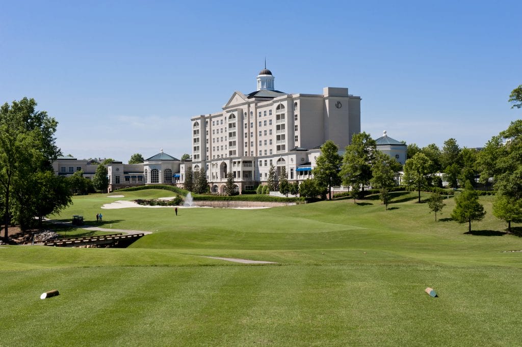 The Ballantyne 18th hole of the golf course at the Ballantyne Hotel